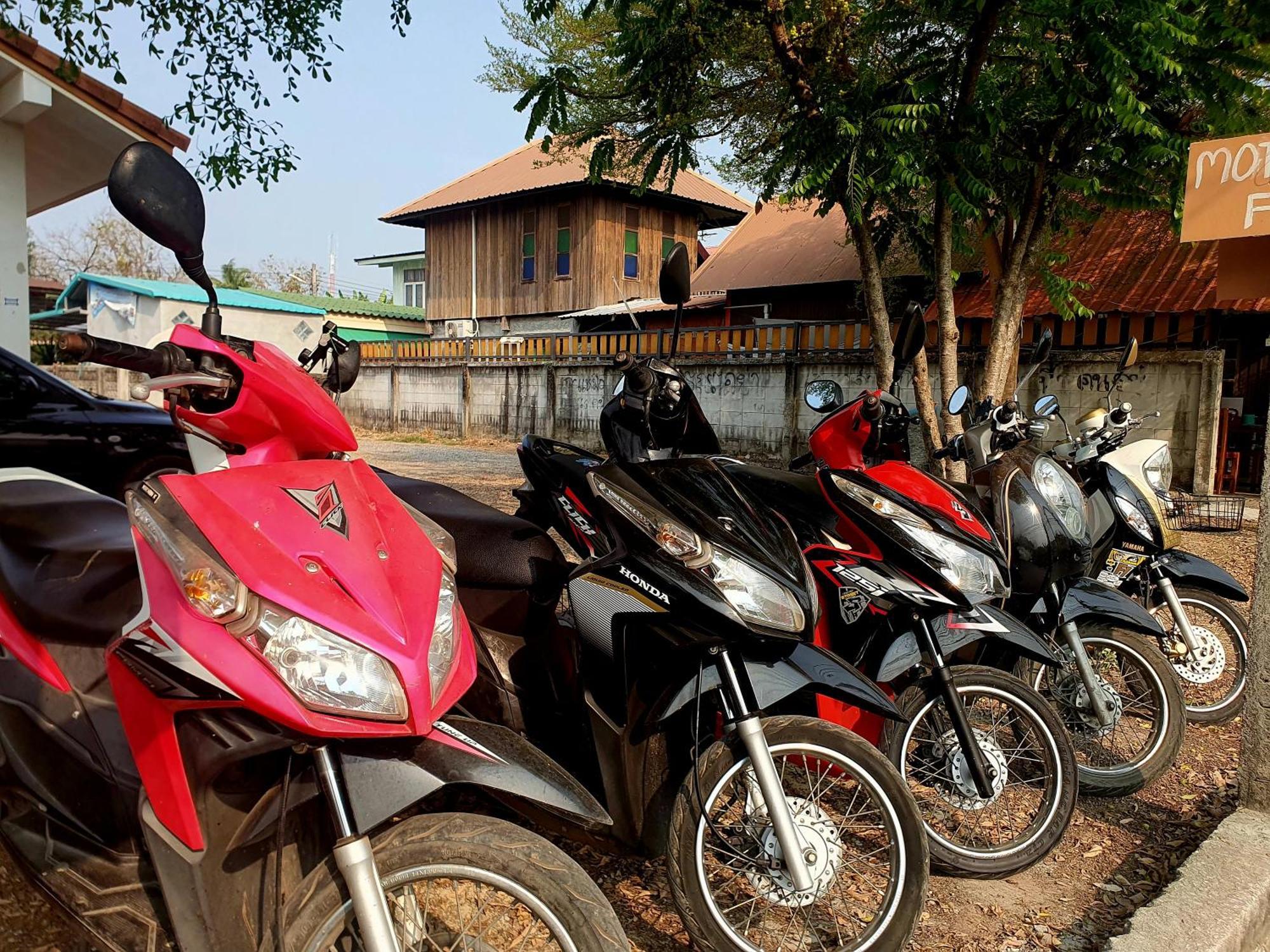 Perfect Resort And Motorbike & Bicycle For Rents Sukhothai Eksteriør billede