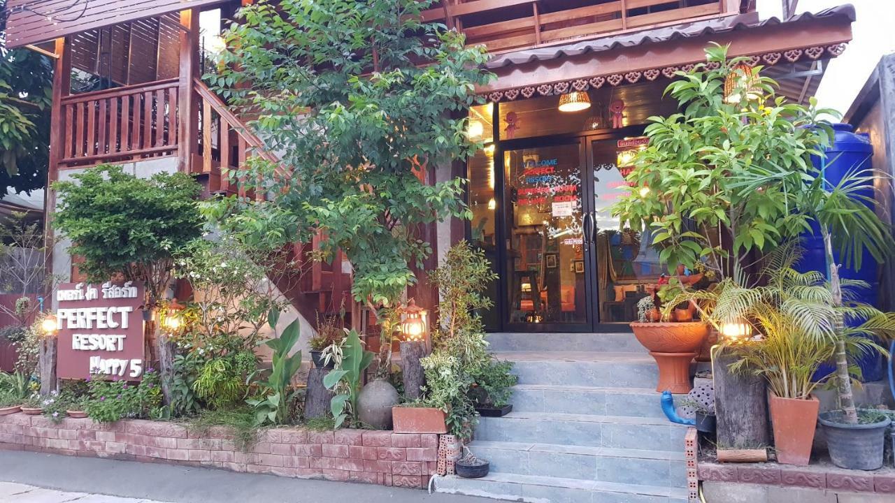 Perfect Resort And Motorbike & Bicycle For Rents Sukhothai Eksteriør billede